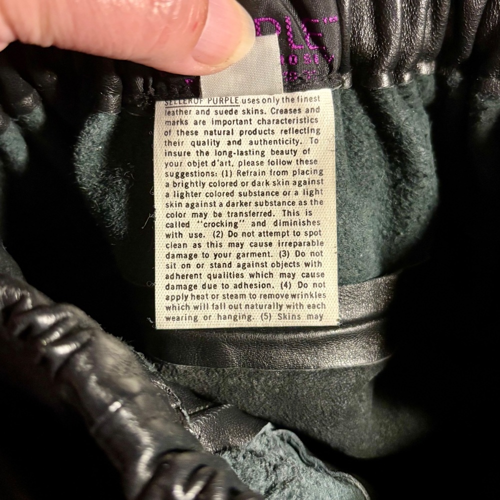 VINTAGE Leather skirt - Picture 6 of 9